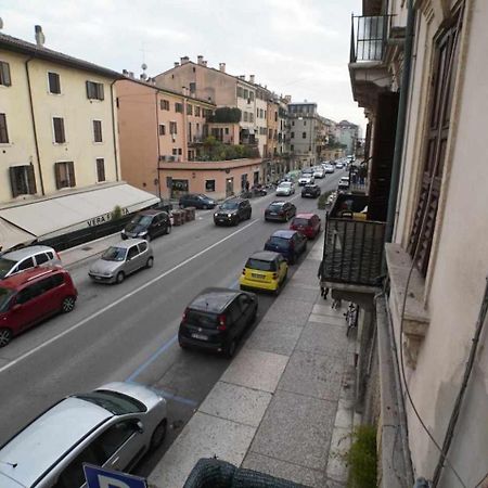 Destiny Home 2 Verona Piazza Isolo Kültér fotó